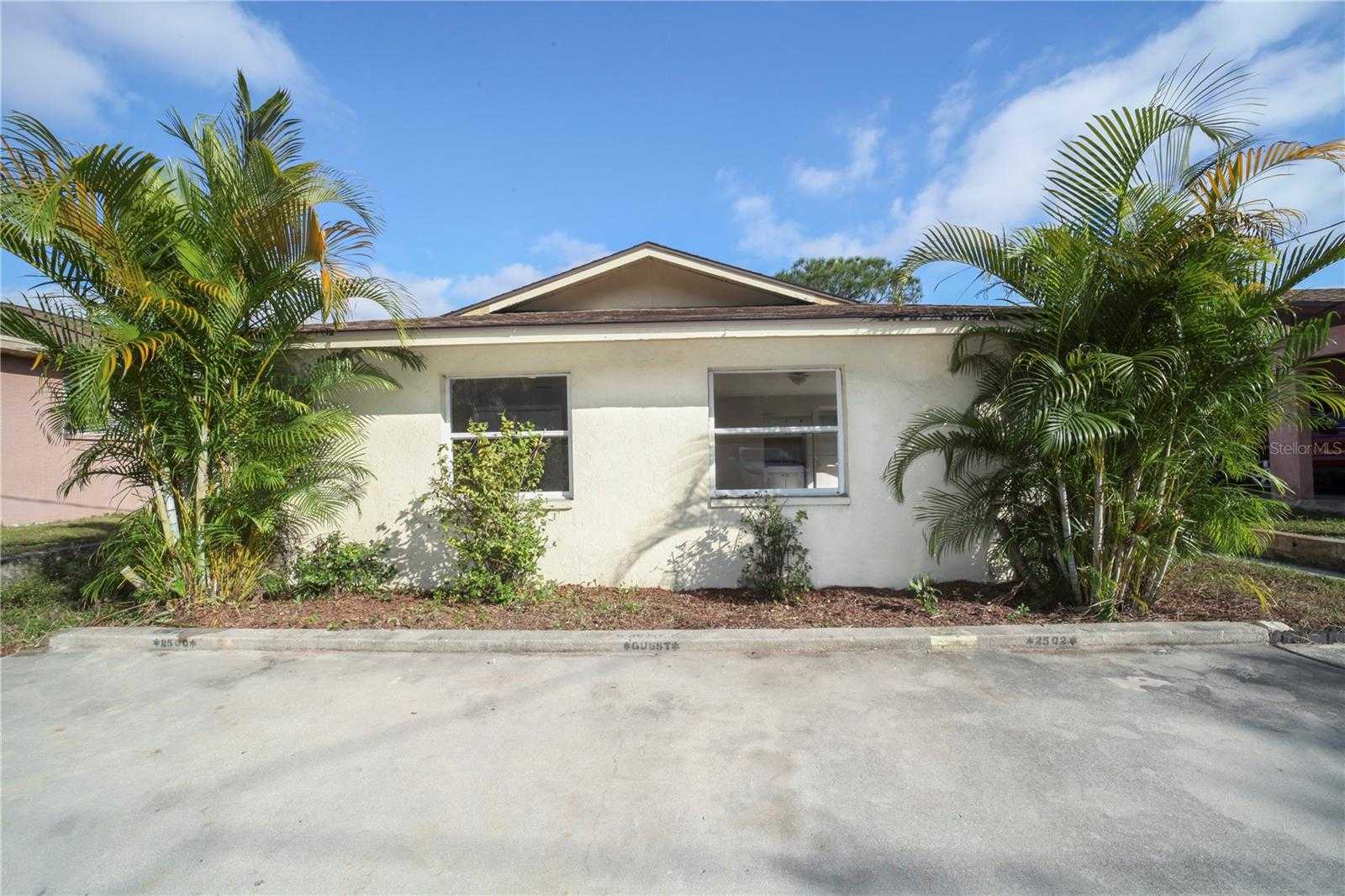 photo 3: 2500 CHILK AVENUE, SARASOTA FL 34234