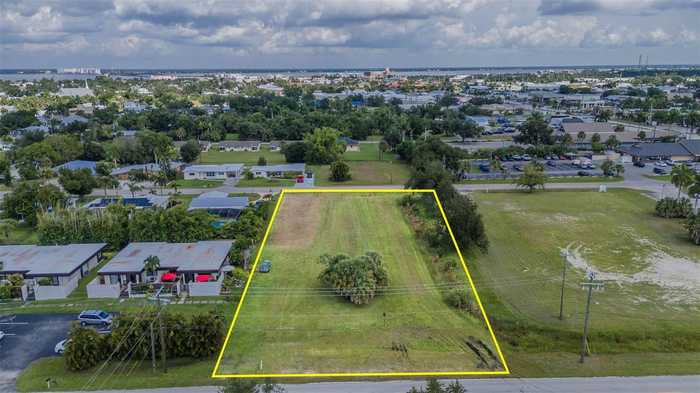 photo 1: 200 W HENRY STREET, PUNTA GORDA FL 33950