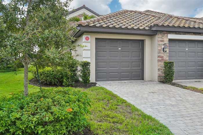 photo 2: 5614 PALMER CIRCLE Unit 101, LAKEWOOD RANCH FL 34211