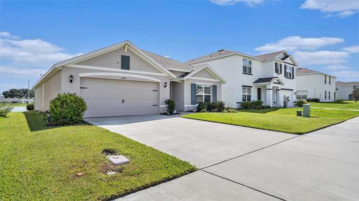 photo 2: 7774 SAIL CLOVER LANE, ZEPHYRHILLS FL 33540