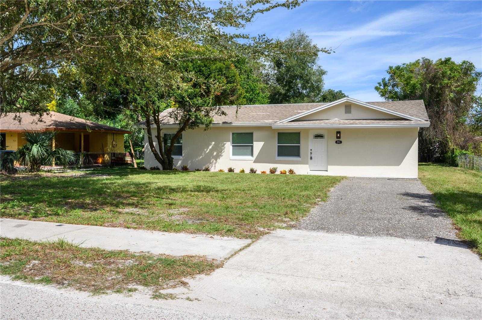 photo 2: 511 REED AVENUE NE, OVIEDO FL 32765