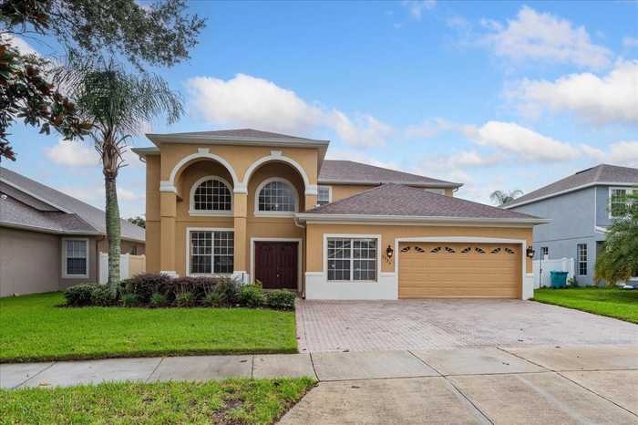 photo 1: 6526 LAKE PEMBROKE PLACE, ORLANDO FL 32829