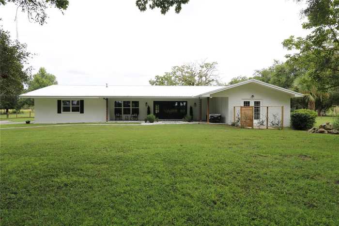 photo 2: 17718 SW 30TH AVENUE, NEWBERRY FL 32669