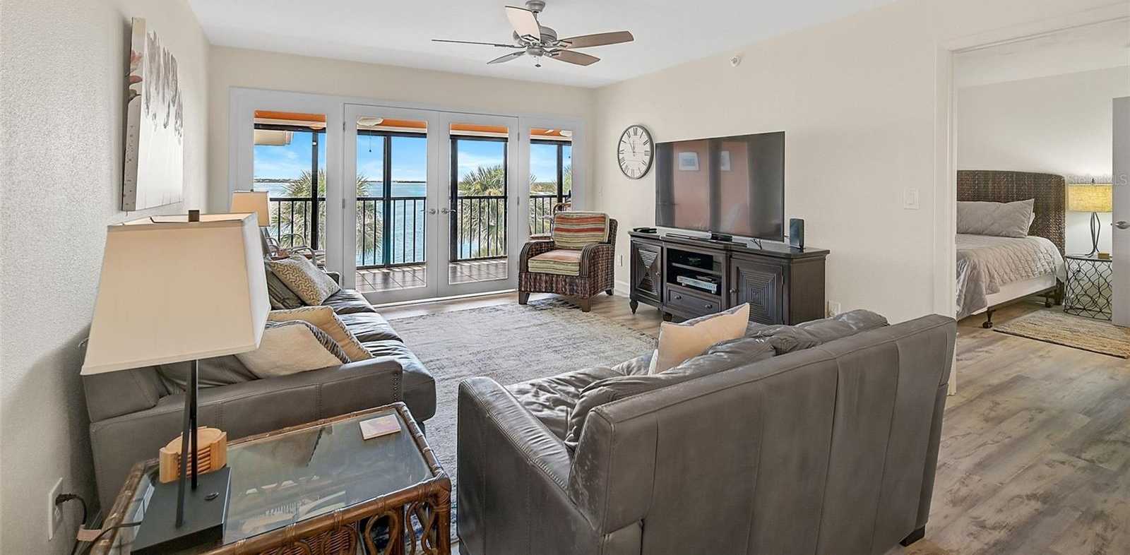 photo 3: 1501 BEACH ROAD Unit 402, ENGLEWOOD FL 34223