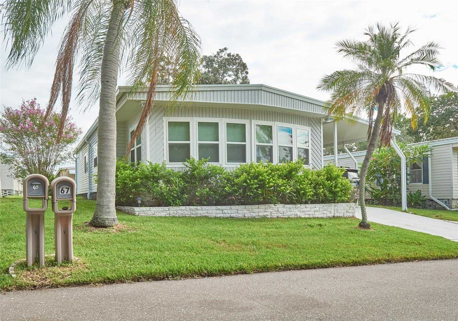 photo 1: 67 SUGAR BEAR DRIVE Unit 19, SAFETY HARBOR FL 34695