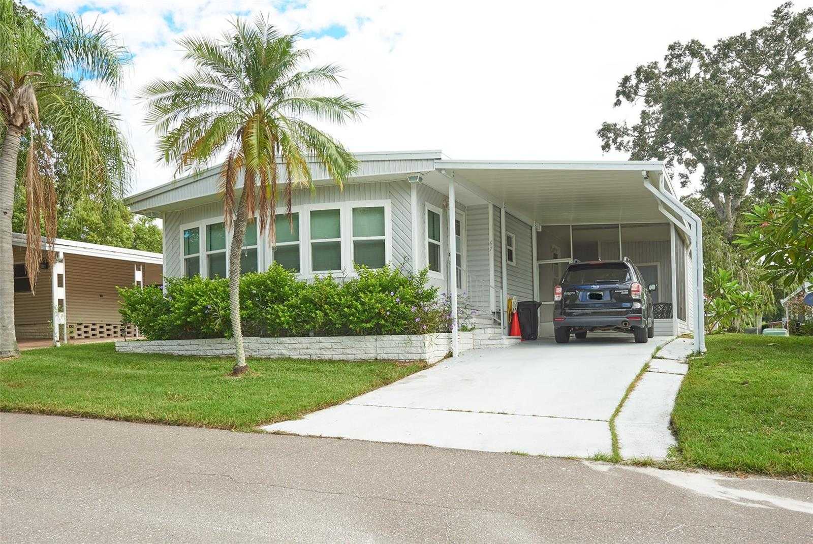 photo 3: 67 SUGAR BEAR DRIVE Unit 19, SAFETY HARBOR FL 34695