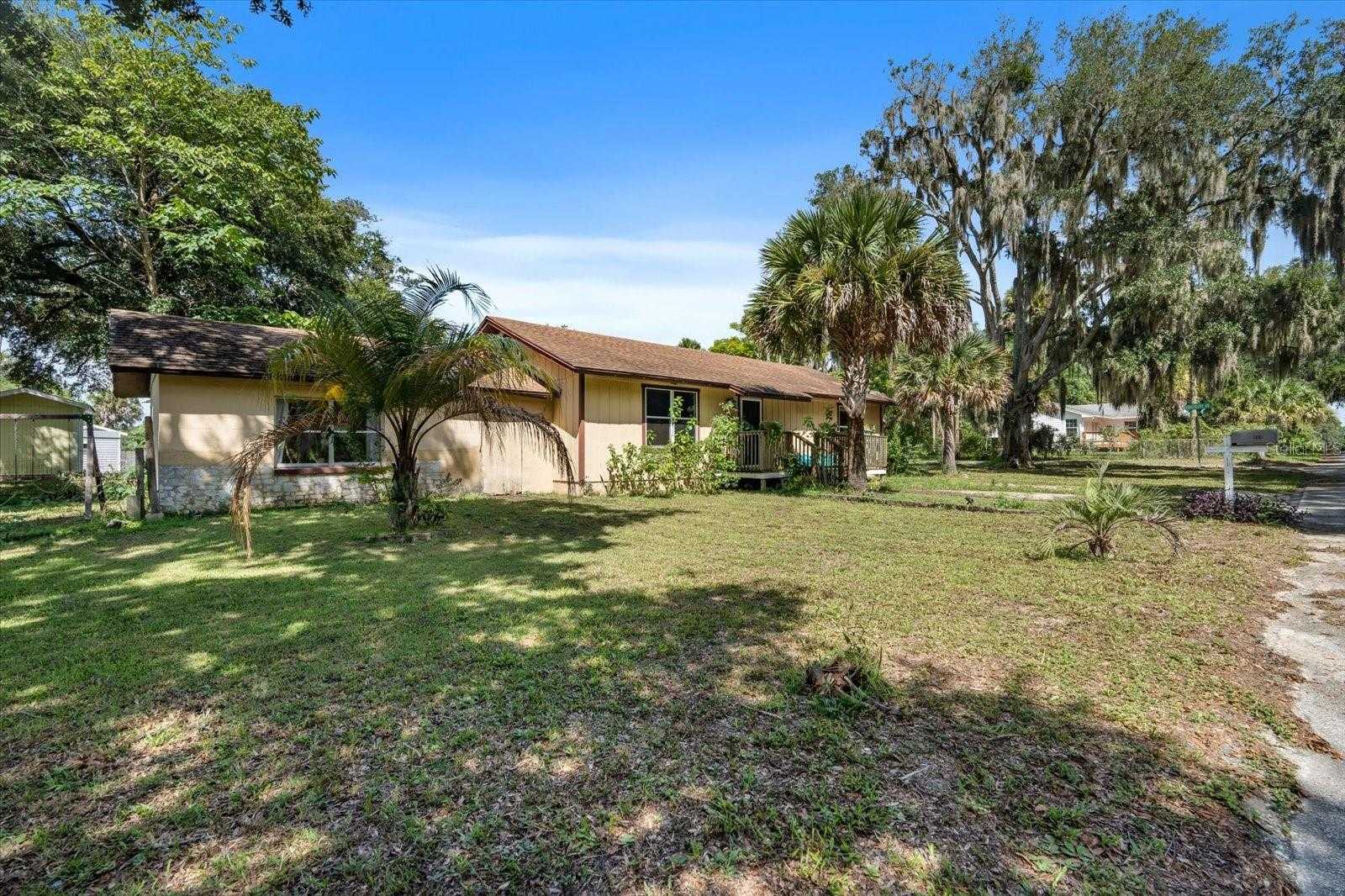 photo 2: 114 BLINN STREET, OAK HILL FL 32759