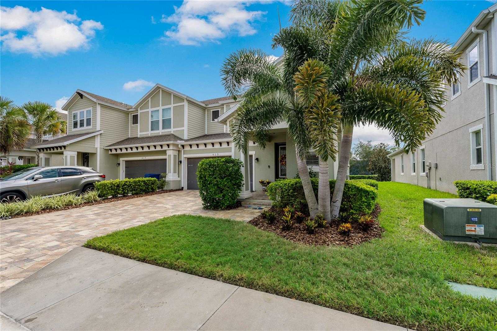 photo 3: 613 OZONA VILLAGE DRIVE, PALM HARBOR FL 34683