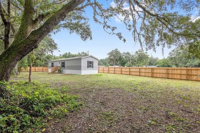 photo 2: 22523 SE 73RD AVENUE, HAWTHORNE FL 32640