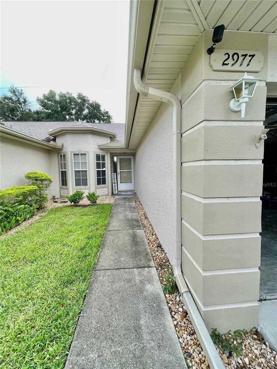 photo 3: 2977 BROOKFIELD LANE, CLEARWATER FL 33761