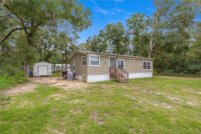 photo 2: 20 NE 156TH COURT, WILLISTON FL 32696