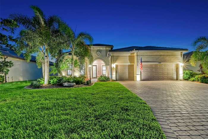 photo 2: 17808 WATERVILLE PLACE, LAKEWOOD RANCH FL 34202