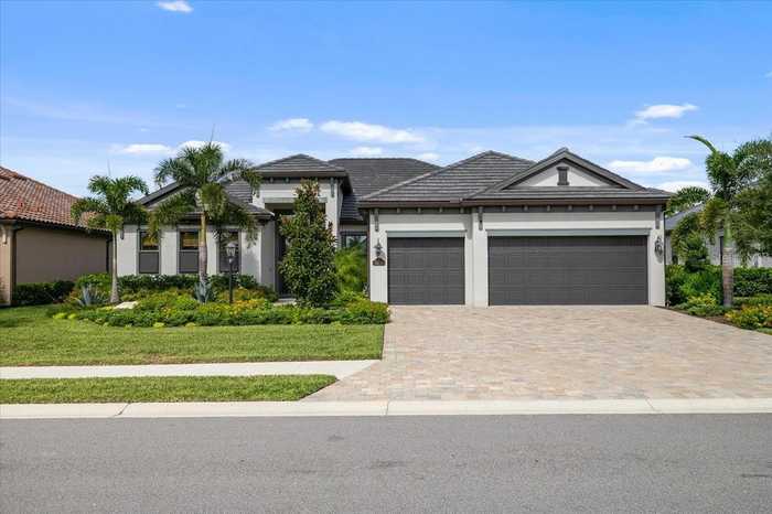 photo 2: 5816 MULLIGAN WAY, BRADENTON FL 34211