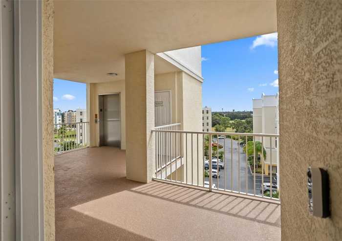 photo 2: 1200 COUNTRY CLUB DRIVE Unit 1503, LARGO FL 33771