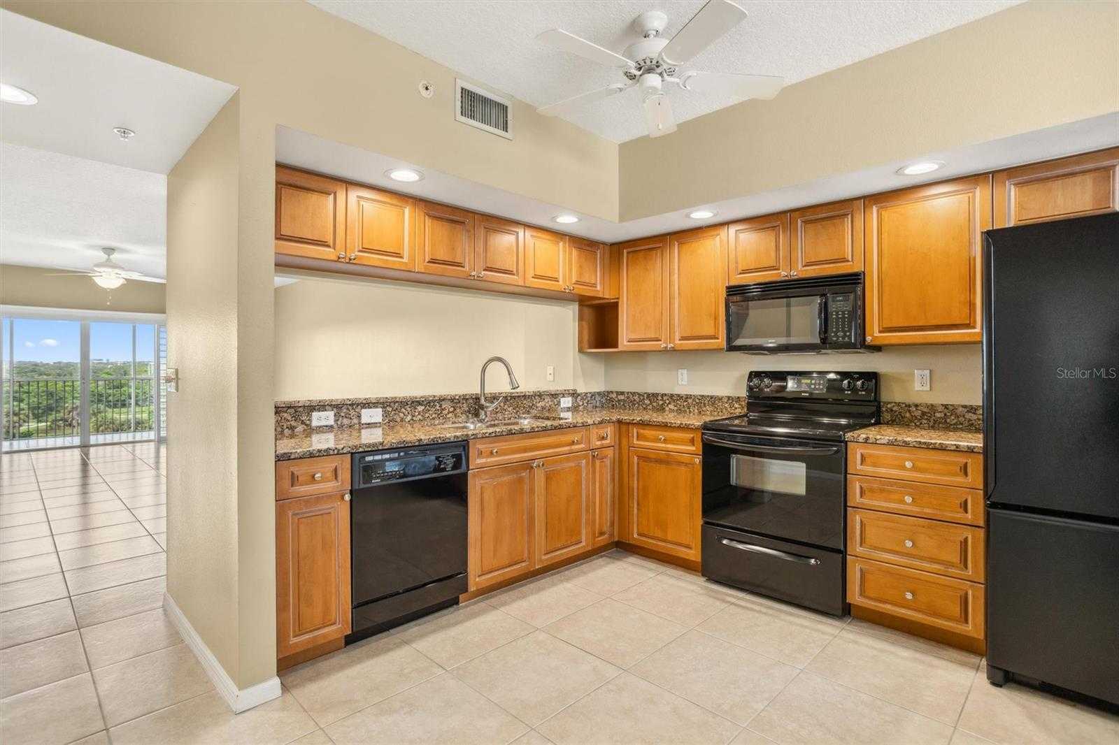 photo 3: 1200 COUNTRY CLUB DRIVE Unit 1503, LARGO FL 33771