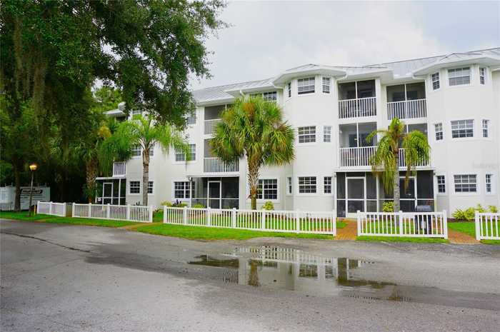 photo 1: 2077 WETLAND POINT Unit 1103, LUTZ FL 33558