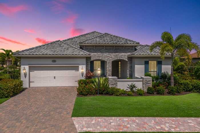 photo 1: 7138 PRESTBURY CIRCLE, LAKEWOOD RANCH FL 34202