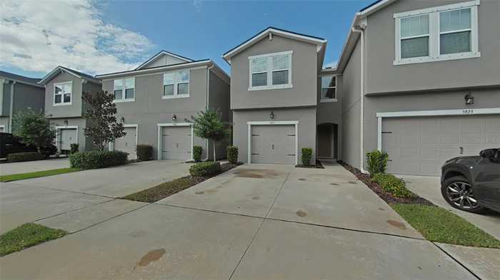 photo 2: 5825 GRAND SONATA AVENUE, LUTZ FL 33558