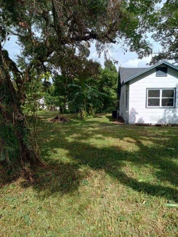 photo 2: 4925 MAGNOLIA AVENUE, MULBERRY FL 33860