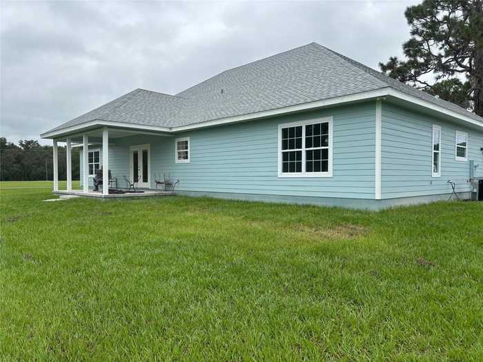 photo 2: 122 SW SCOTT PLACE, LAKE CITY FL 32024