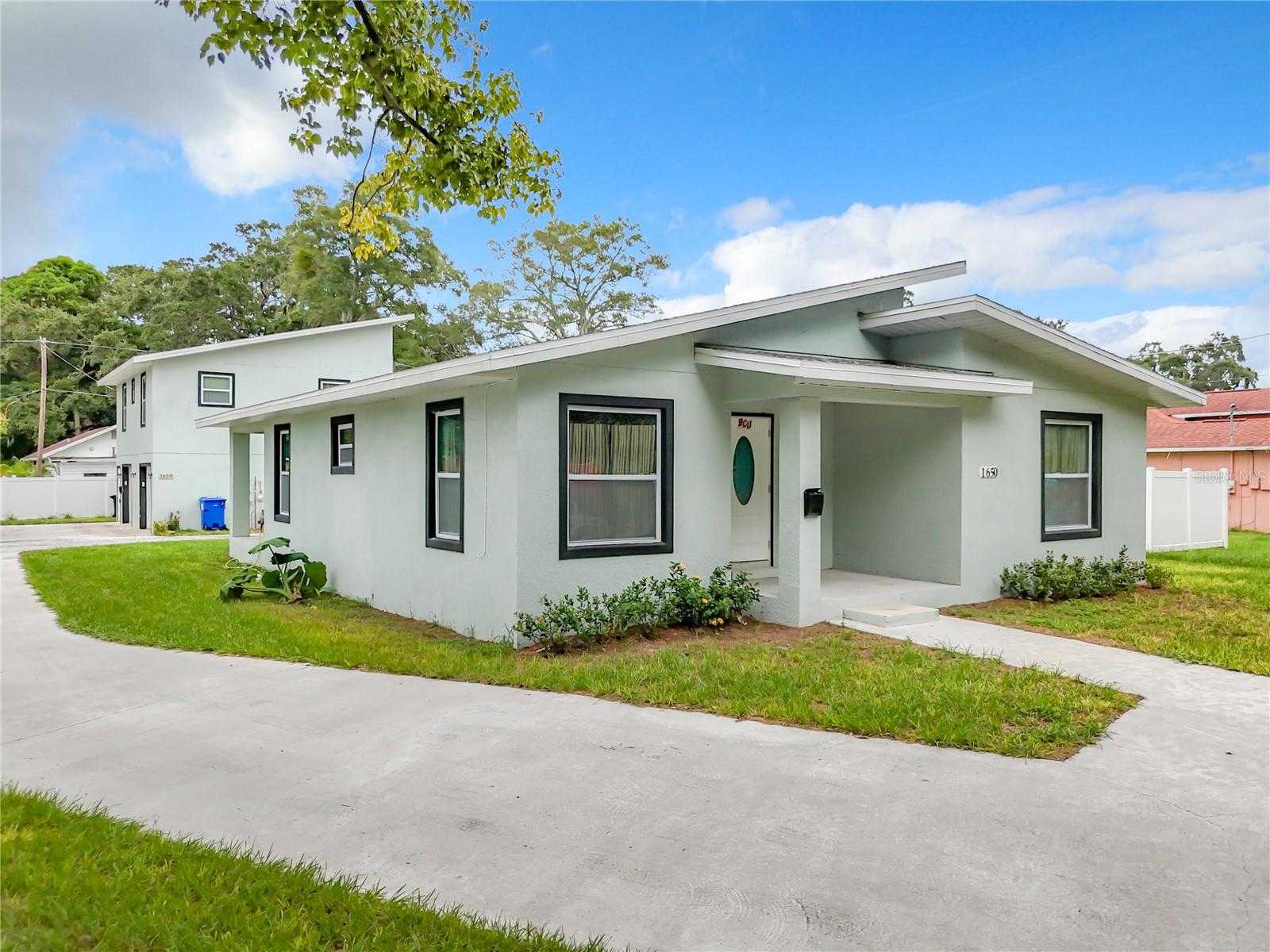 photo 2: 1650 14TH STREET S, SAINT PETERSBURG FL 33705