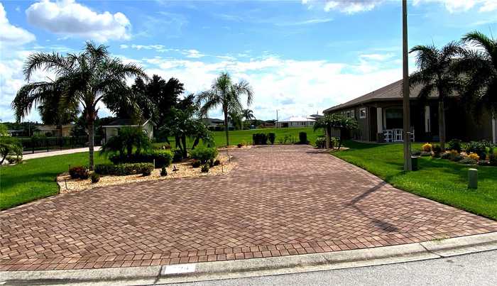 photo 1: 724 TEABERRY TRAIL, POLK CITY FL 33868