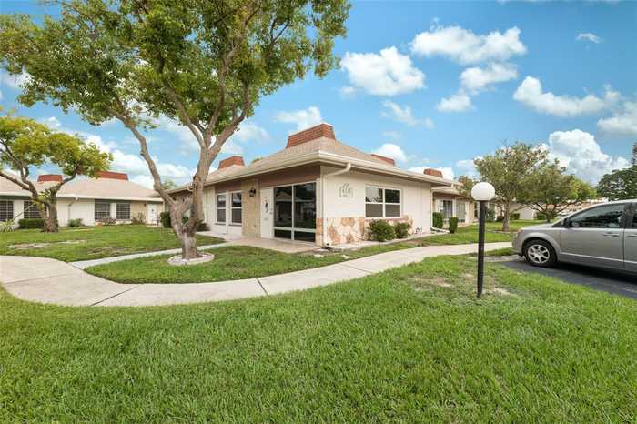 photo 2: 4330 TAHITIAN GARDENS CIRCLE Unit A, HOLIDAY FL 34691