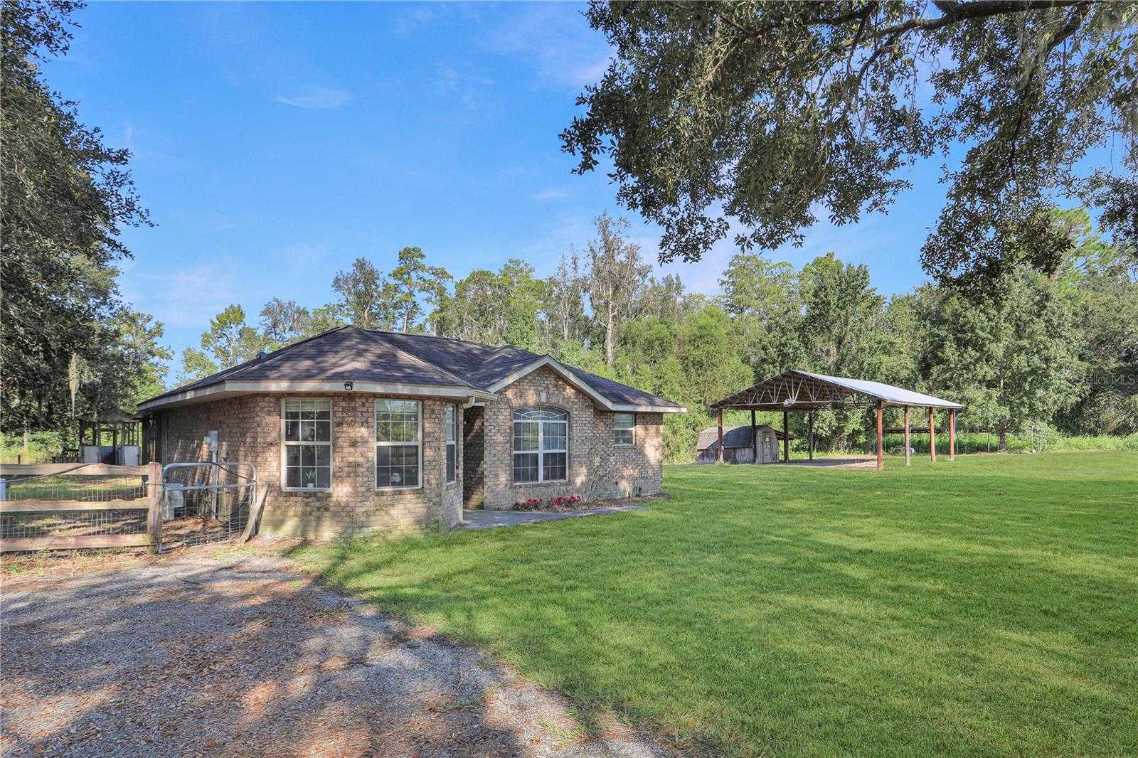 photo 3: 8949 SW 113TH AVENUE, LAKE BUTLER FL 32054