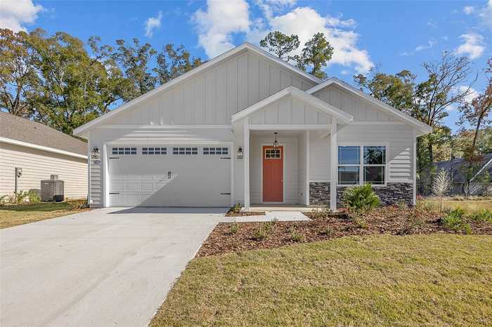 photo 1: 1075 SW 66TH TERRACE, GAINESVILLE FL 32607