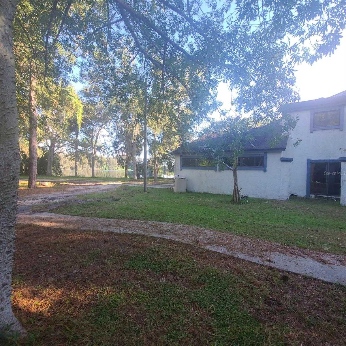 photo 2: 2400 PINE HAMMOCK, CLEARWATER FL 33764