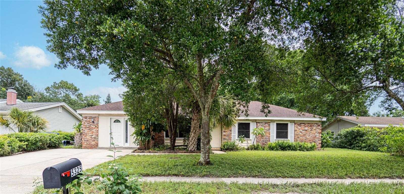 photo 1: 5325 GLASGOW AVENUE, ORLANDO FL 32819