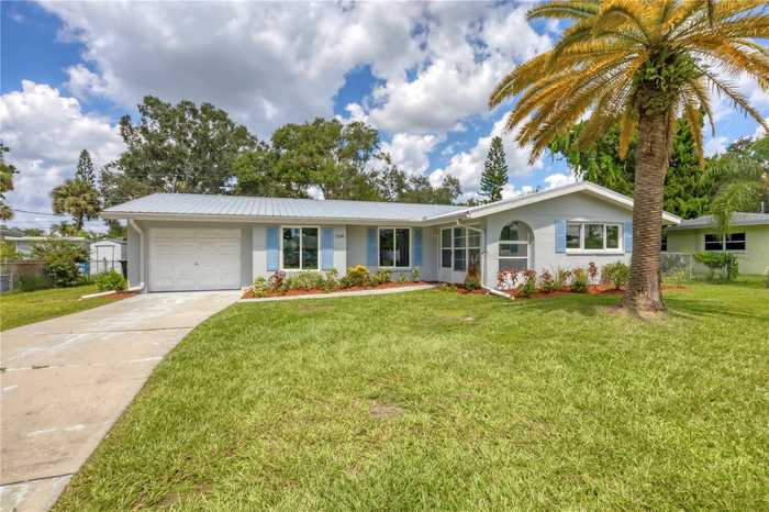 photo 2: 1208 LAUREL AVENUE, VENICE FL 34285