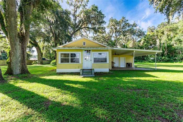 photo 1: 241 NE 4TH AVENUE, WEBSTER FL 33597