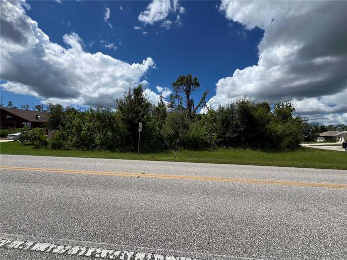 photo 12: 9091 APPLE VALLEY AVENUE, ENGLEWOOD FL 34224