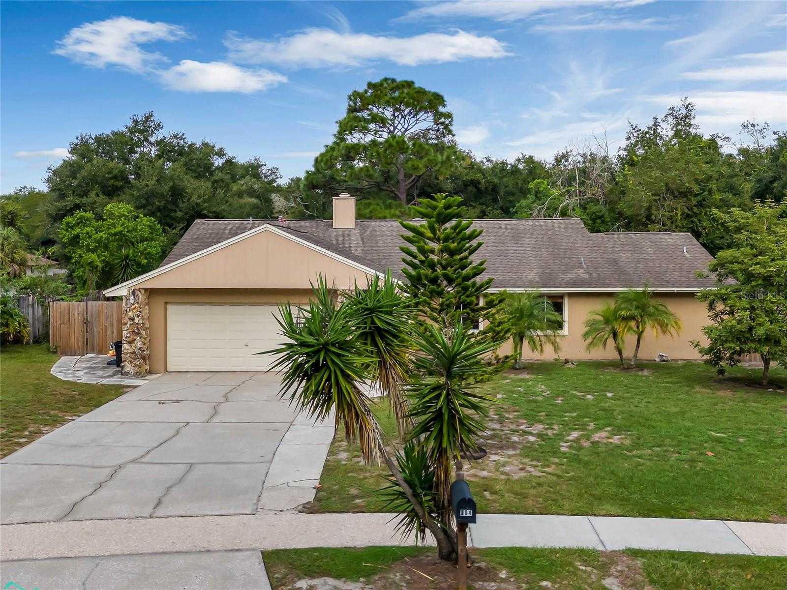 photo 2: 304 SHADOW OAK DRIVE, CASSELBERRY FL 32707