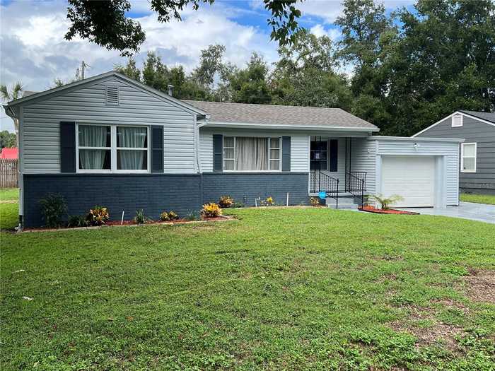 photo 2: 2108 AMELIA AVENUE, SANFORD FL 32771