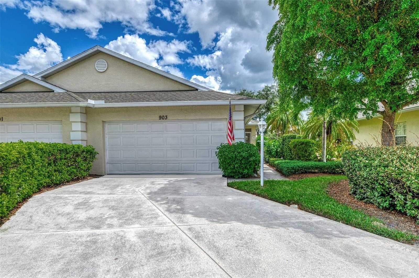 photo 1: 903 AUBURN COVE CIRCLE, VENICE FL 34292