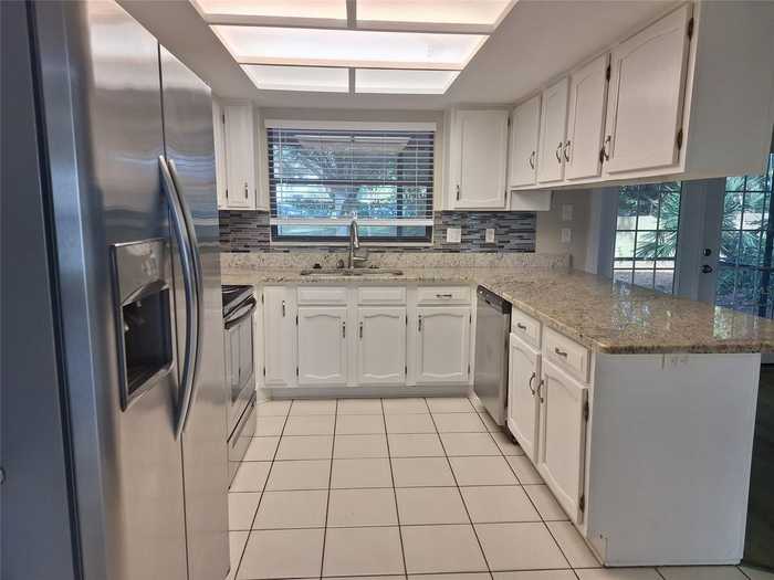 photo 2: 3309 BRIARWOOD LANE, SAFETY HARBOR FL 34695