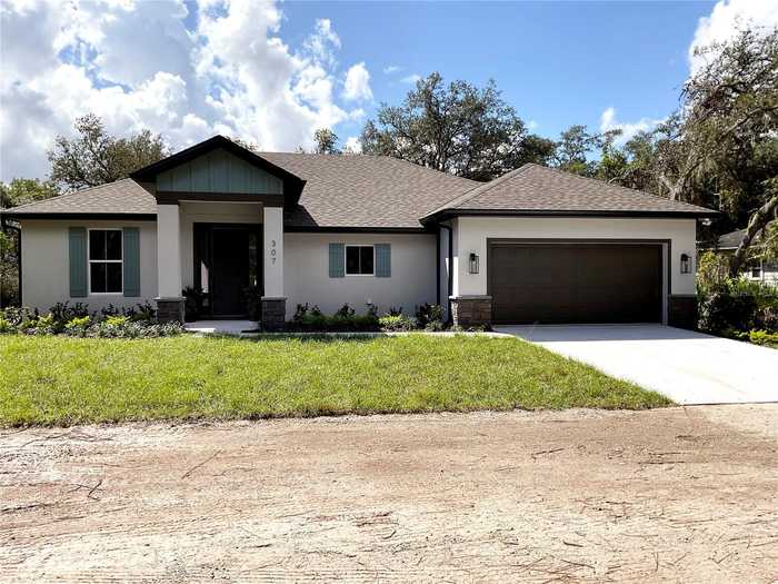 photo 1: 307 LINCOLN AVENUE, CHULUOTA FL 32766