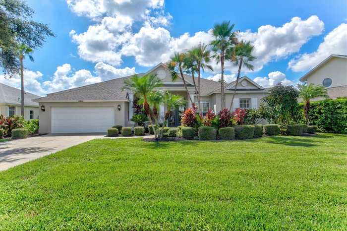 photo 1: 9812 SWEETWATER AVENUE, BRADENTON FL 34202