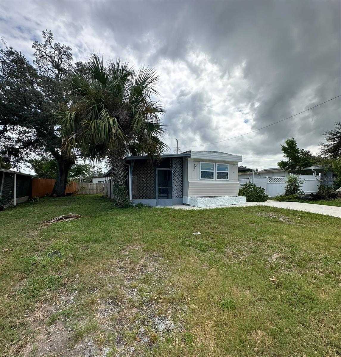 photo 1: 2108 SHADY COVE DRIVE, HOLIDAY FL 34691