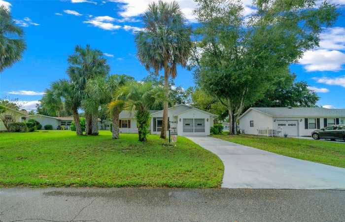 photo 2: 77 ABERDEEN CIRCLE Unit 77A, LEESBURG FL 34788