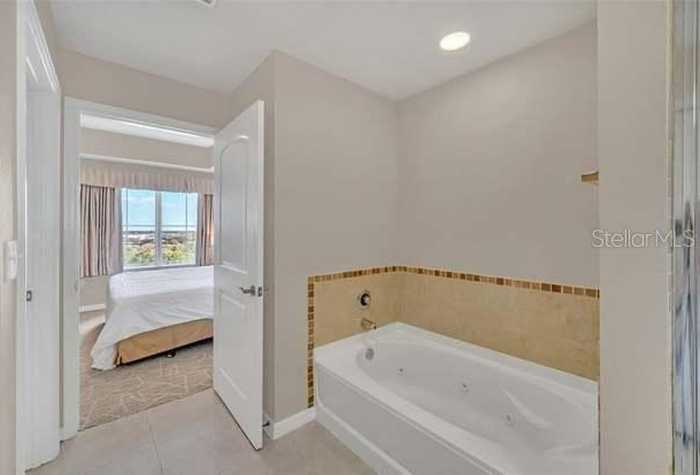 photo 12: 7395 UNIVERSAL BOULEVARD Unit 904, ORLANDO FL 32819