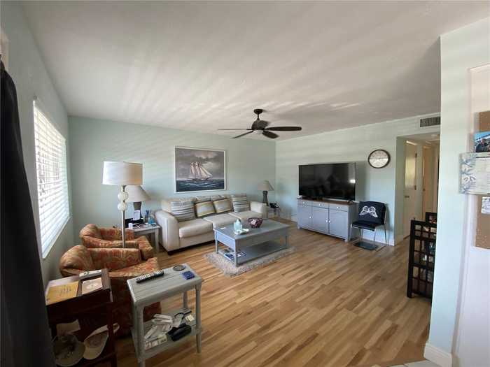 photo 2: 11225 82ND AVENUE Unit 207, SEMINOLE FL 33772