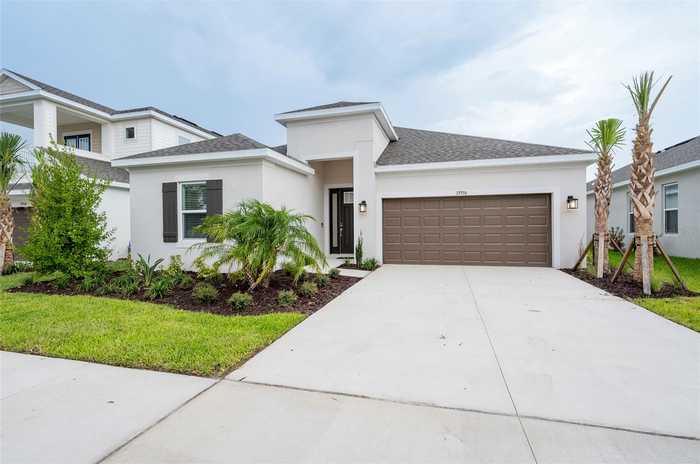 photo 2: 33936 LANDSMAN LOOP, WESLEY CHAPEL FL 33543