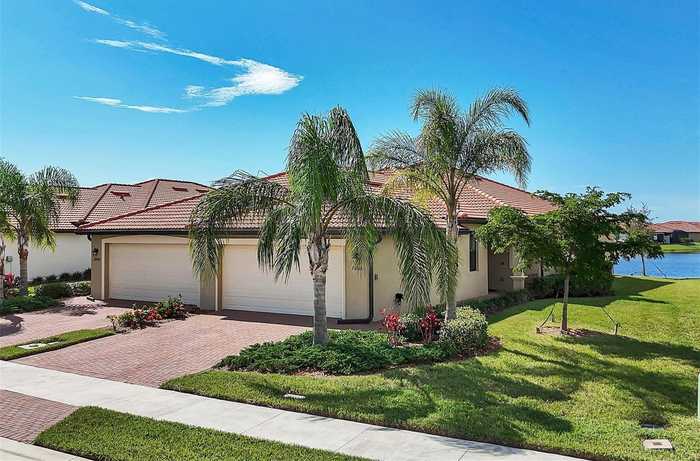 photo 1: 24065 CANTERWOOD WAY, VENICE FL 34293