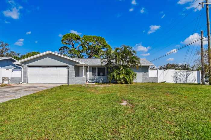 photo 1: 11303 86TH AVENUE, SEMINOLE FL 33772