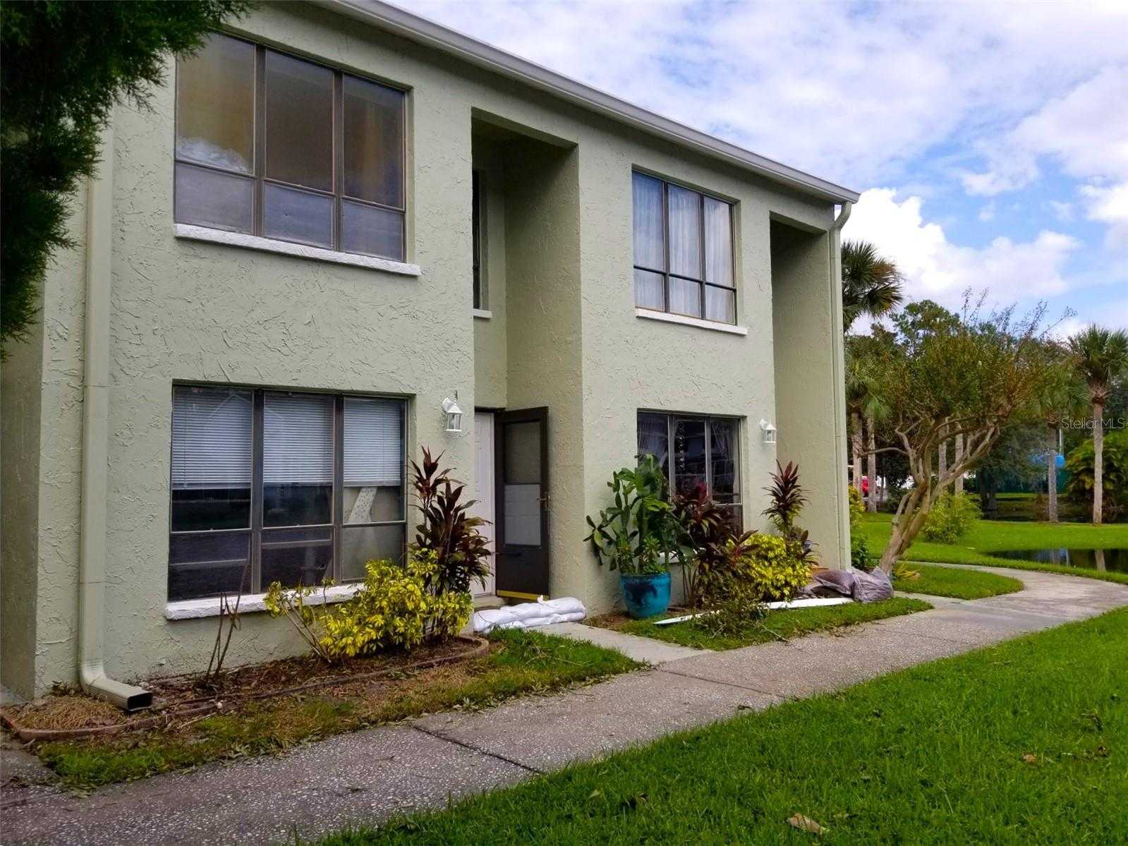 photo 1: 1853 MAZO MANOR Unit S5, LUTZ FL 33558