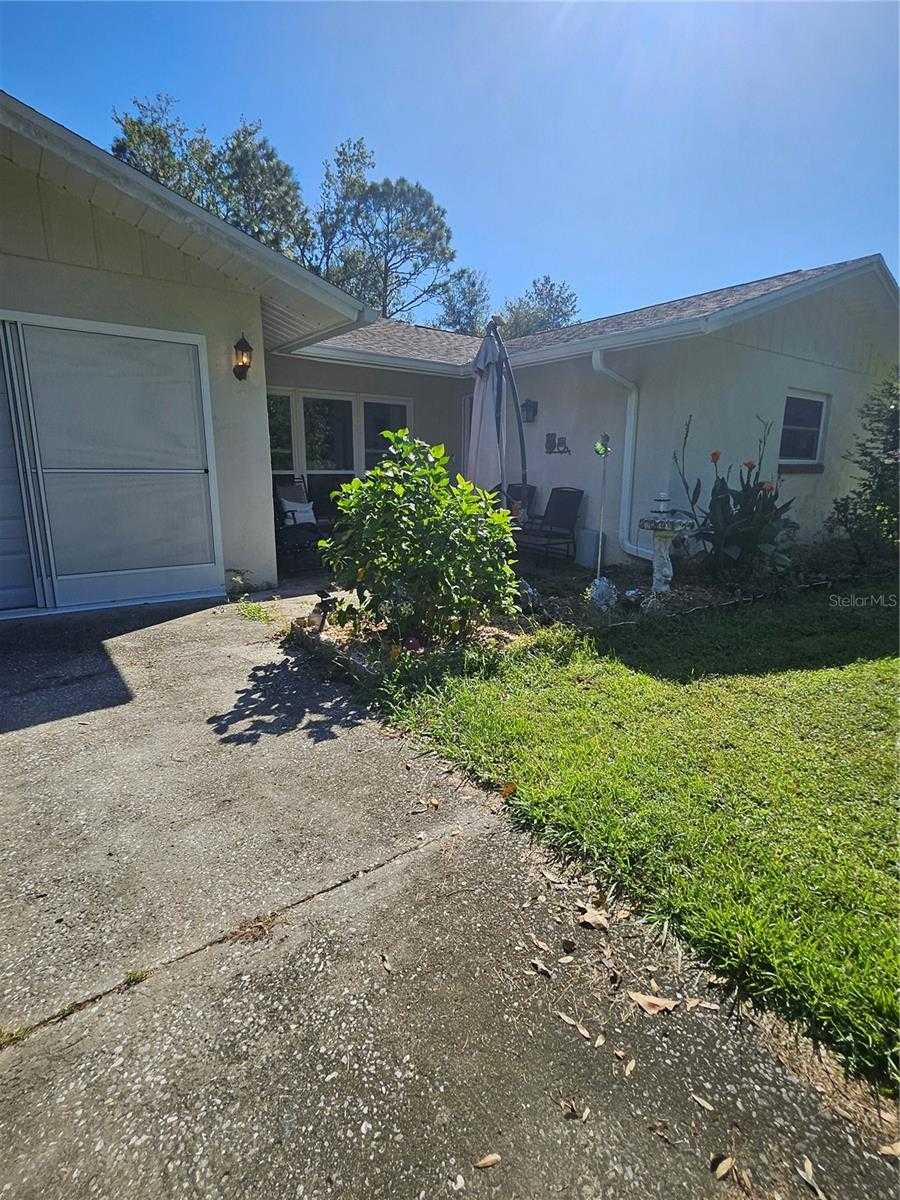 photo 2: 8951 SW 202ND AVENUE ROAD, DUNNELLON FL 34431