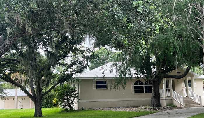 photo 2: 905 COLONIAL ROAD, VENICE FL 34293